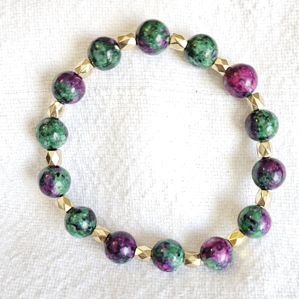 Iridescent Green and Purple Beaded Bracelet